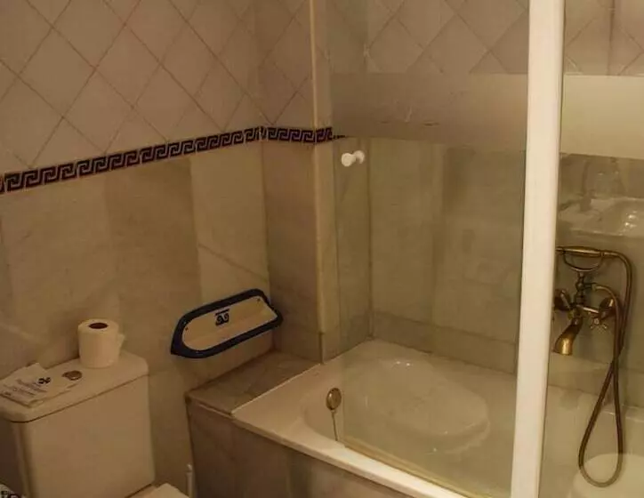 Fotos del hotel Alvar Fañez:  19