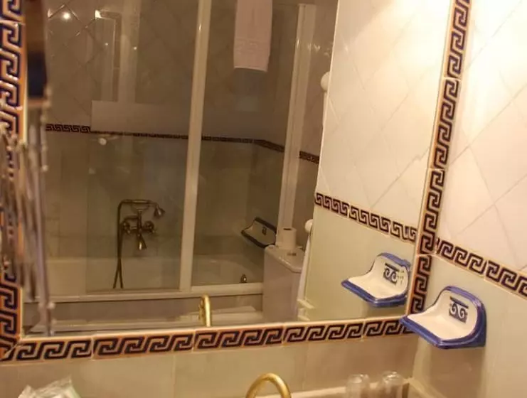 Fotos del hotel Alvar Fañez:  24