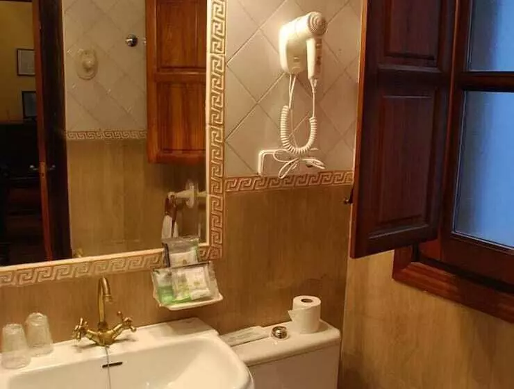 Fotos del hotel Alvar Fañez:  17