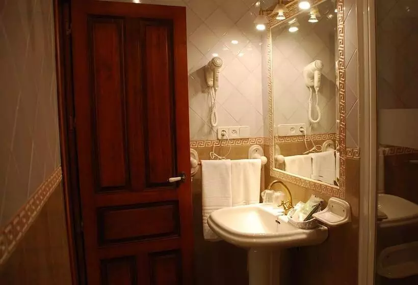 Fotos del hotel Alvar Fañez:  22