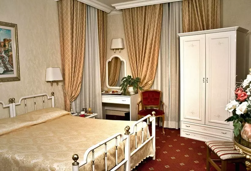 Fotos del hotel Daniela:  19