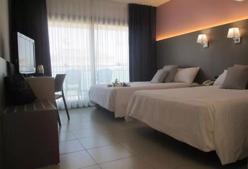 Fotos del hotel Fenals Garden:  5