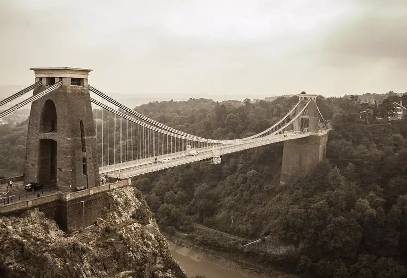 Fotos del hotel The Bristol Hotel:  10