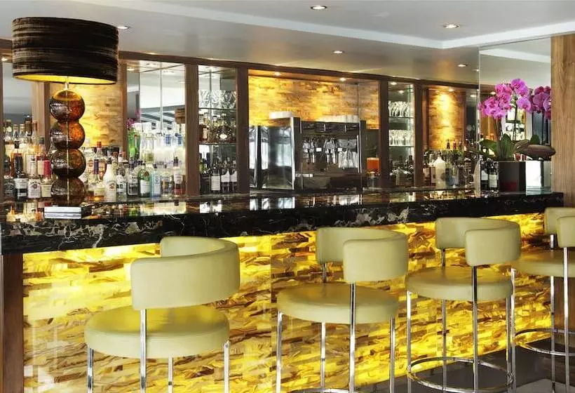 Fotos del hotel The Bristol Hotel:  18