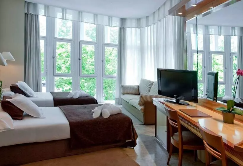 Fotos del hotel Vp Jardín De Tres Cantos:  19