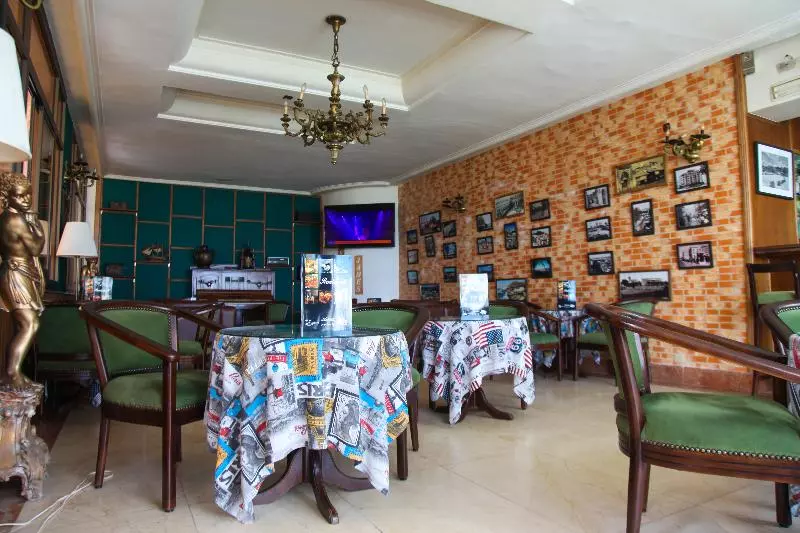 Fotos del hotel Hôtel Rembrandt:  5