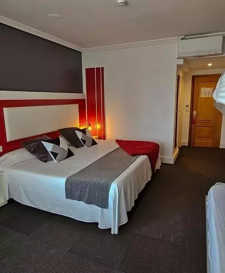 Fotos del hotel Spa El Muelle De Suances:  16