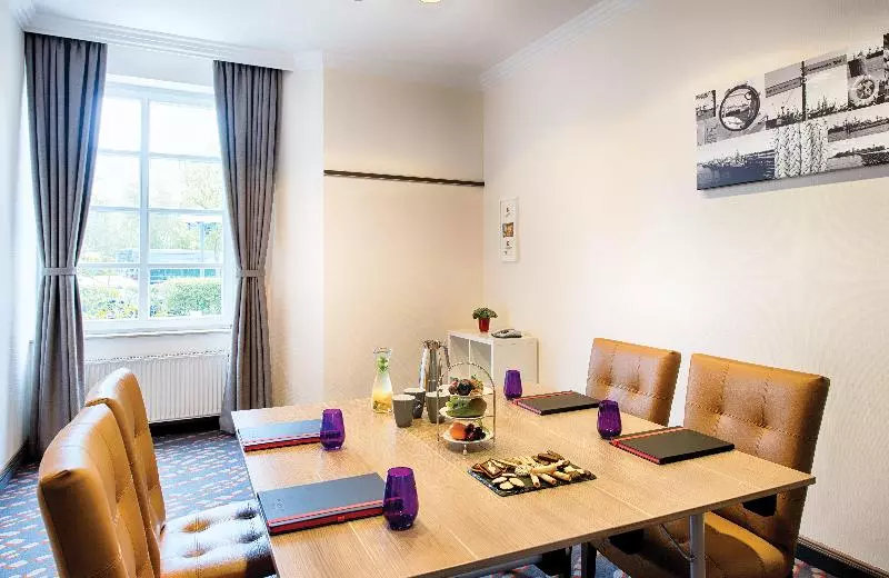 Fotos del hotel Leonardo Hotel Hamburg Stillhorn:  24