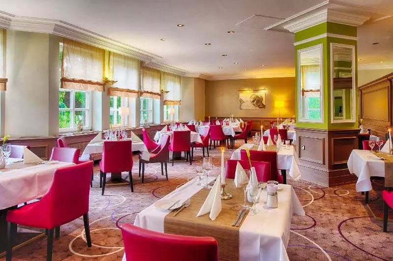 Fotos del hotel Leonardo Hotel Hamburg Stillhorn:  2