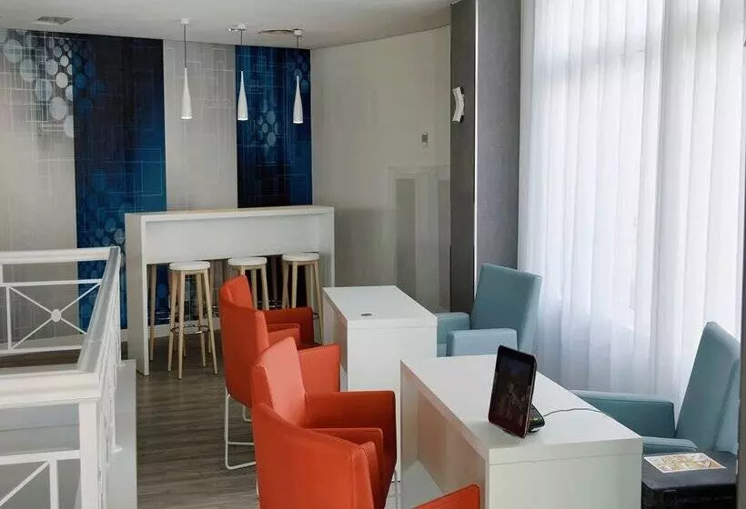 Fotos del hotel Servatur Waikiki:  49