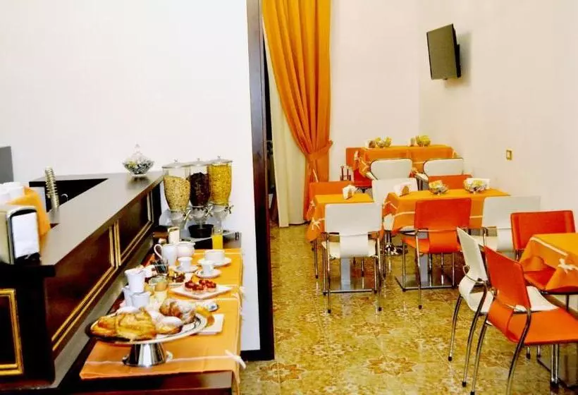 Fotos del hotel Des Artistes:  14