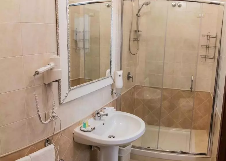 Fotos del hotel Des Artistes:  3