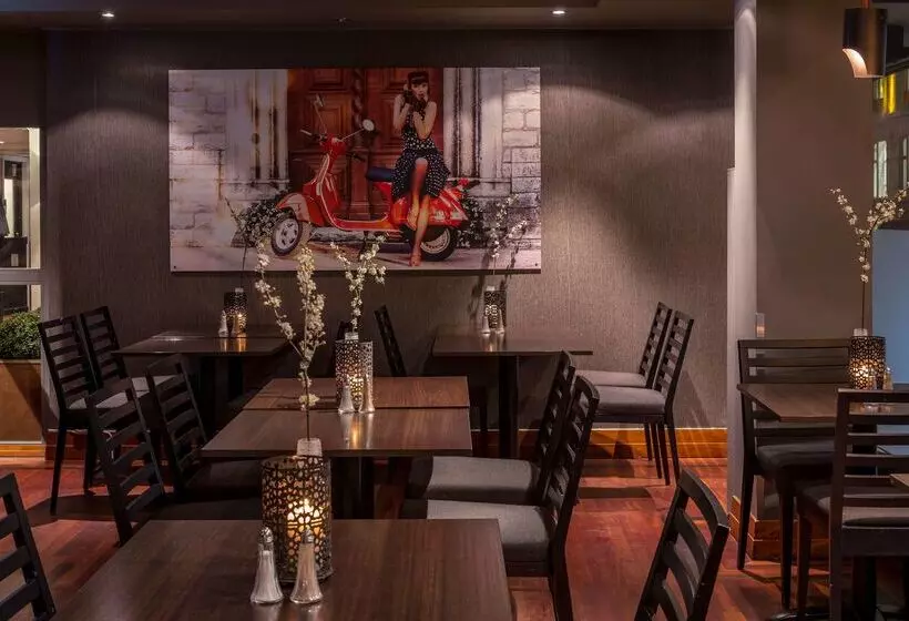 Fotos del hotel First Hotel Millennium:  4