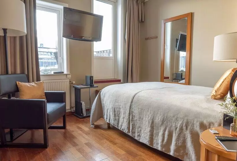 Fotos del hotel First Hotel Millennium:  14