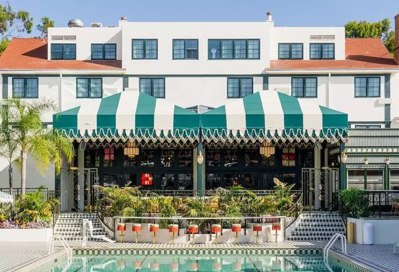 The Lafayette Hotel, Swim Club & Bungalows