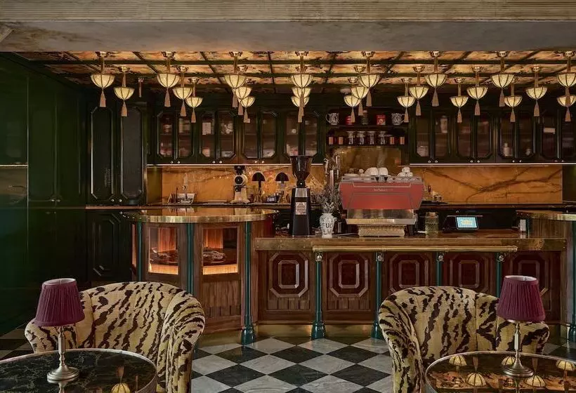 Fotos del hotel The Lafayette Hotel, Swim Club & Bungalows:  18