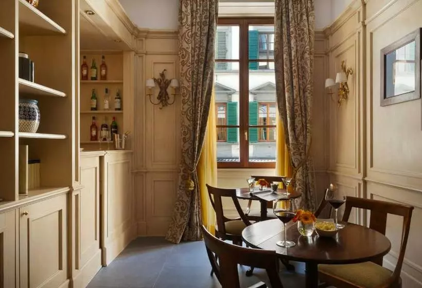 Fotos del hotel Fh55 Hotel Calzaiuoli:  80