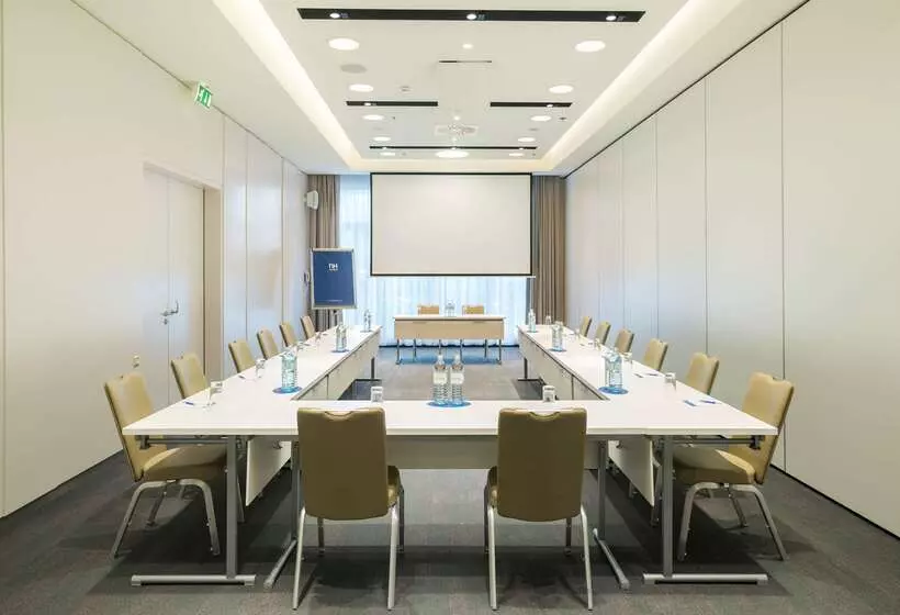 Fotos del hotel Nh Danube City:  47