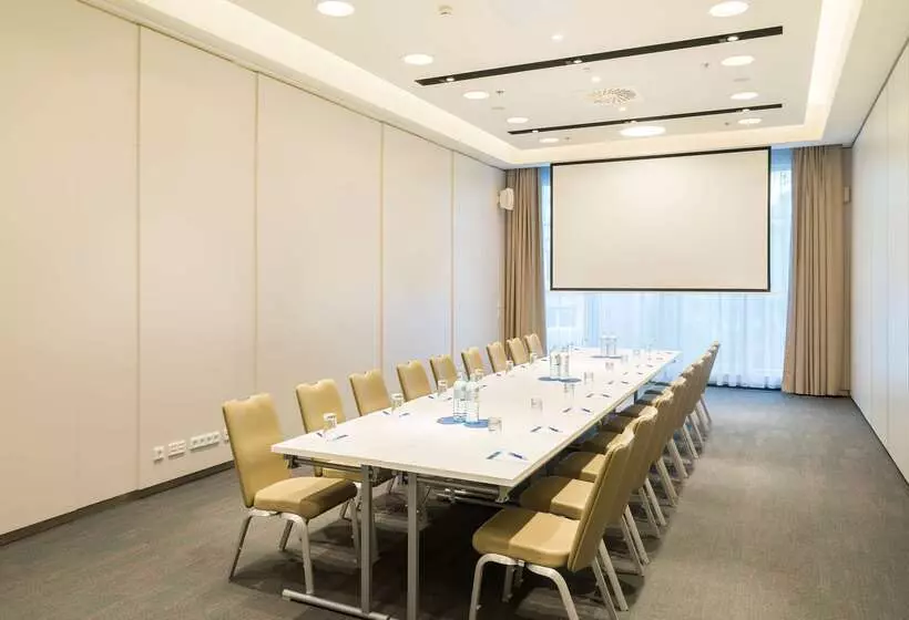 Fotos del hotel Nh Danube City:  33