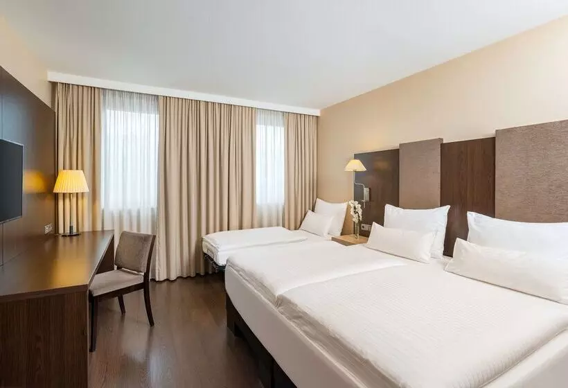 Fotos del hotel Nh Danube City:  10