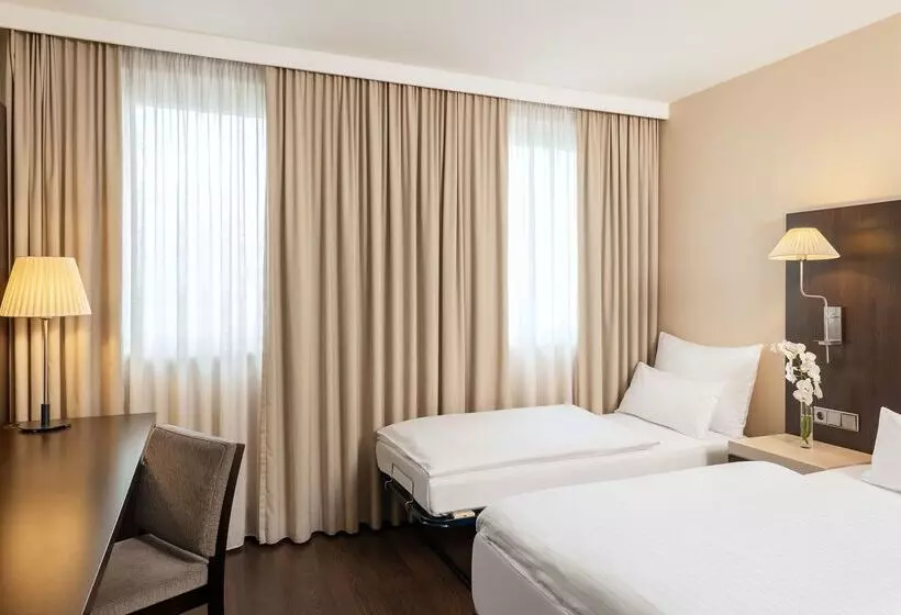 Fotos del hotel Nh Danube City:  22