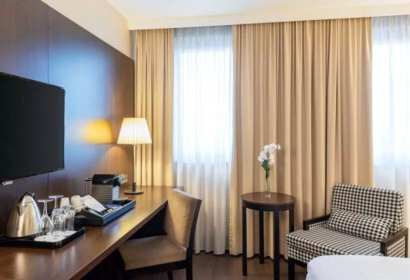 Fotos del hotel Nh Danube City:  4