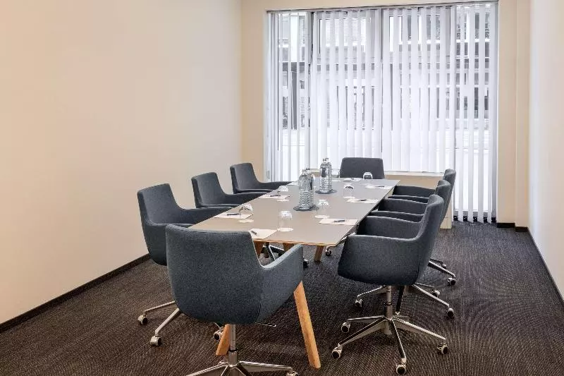 Fotos del hotel Nh Danube City:  38