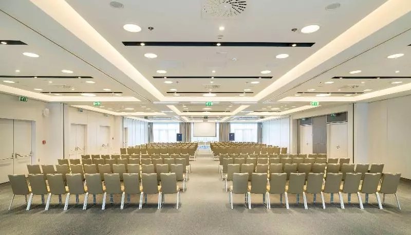 Fotos del hotel Nh Danube City:  49