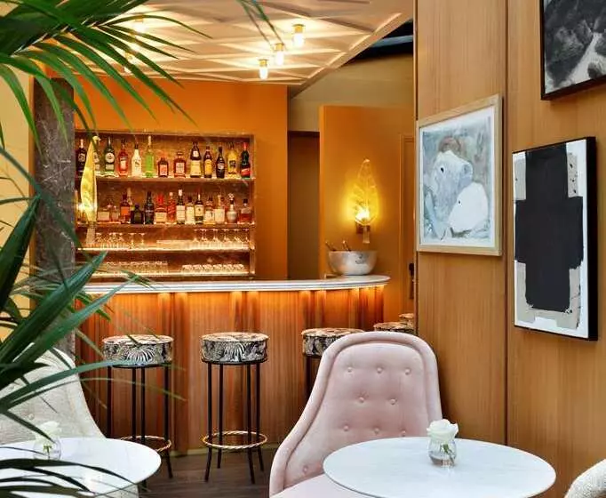 Fotos del hotel Le Belgrand Hotel Paris Champs Elysees, Tapestry By Hilton:  8