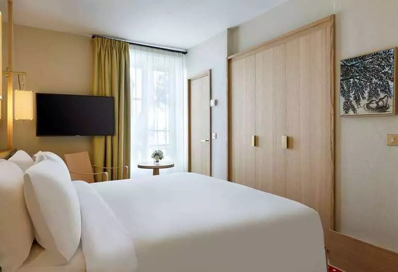 Fotos del hotel Le Belgrand Hotel Paris Champs Elysees, Tapestry By Hilton:  7