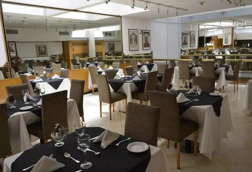 Fotos del hotel Dolmen:  11