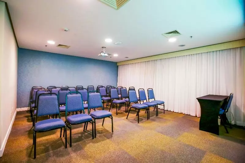 Fotos del hotel Comfort Suítes Oscar Freire:  7