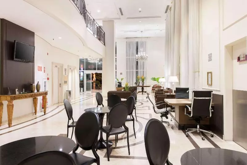 Fotos del hotel Comfort Suítes Oscar Freire:  2