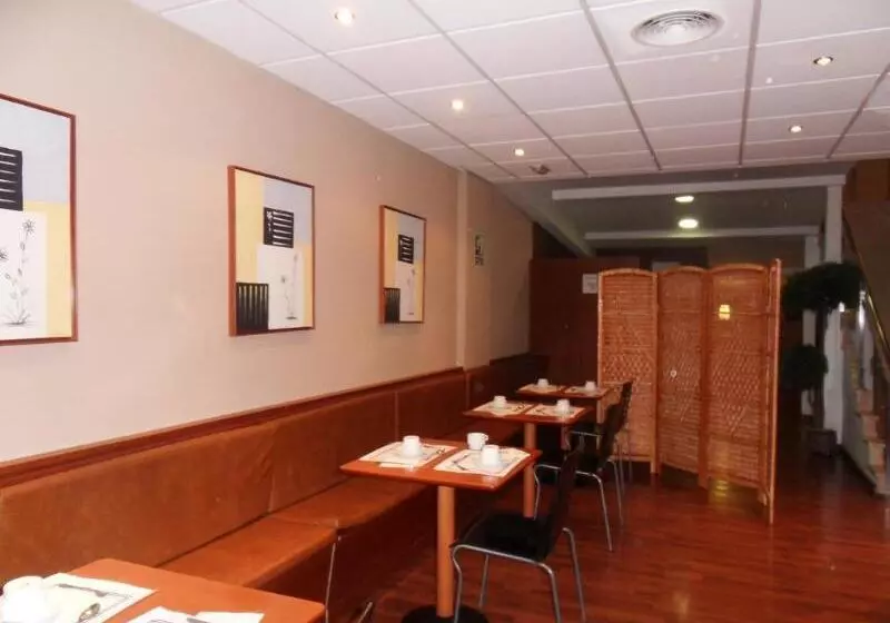 Fotos del hotel Suite Camarena:  13