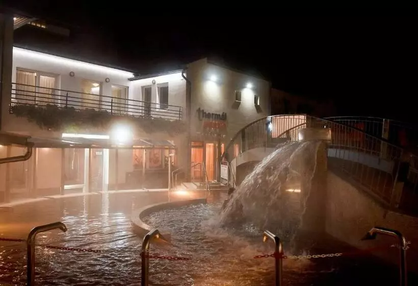 Fotos del hotel Thermál Panzió:  9