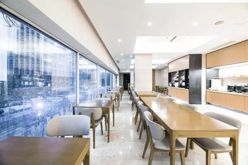 Fotos del hotel Ji Hotel Renmin Road Dalian:  3