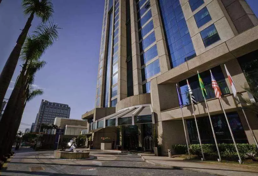 Blue Tree Premium Faria Lima