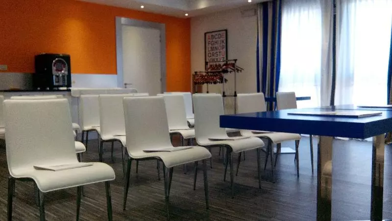 Fotos del hotel Holiday Inn Express Rome  East:  16