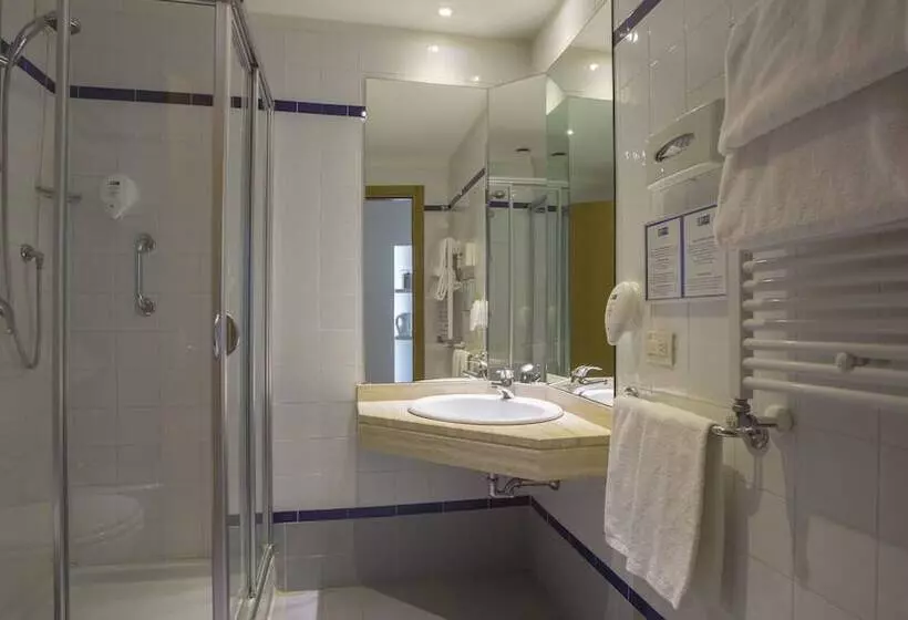 Fotos del hotel Holiday Inn Express Rome  East:  7