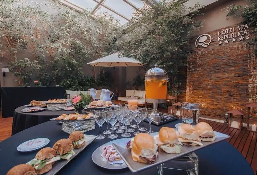 Fotos del hotel Spa Republica:  12