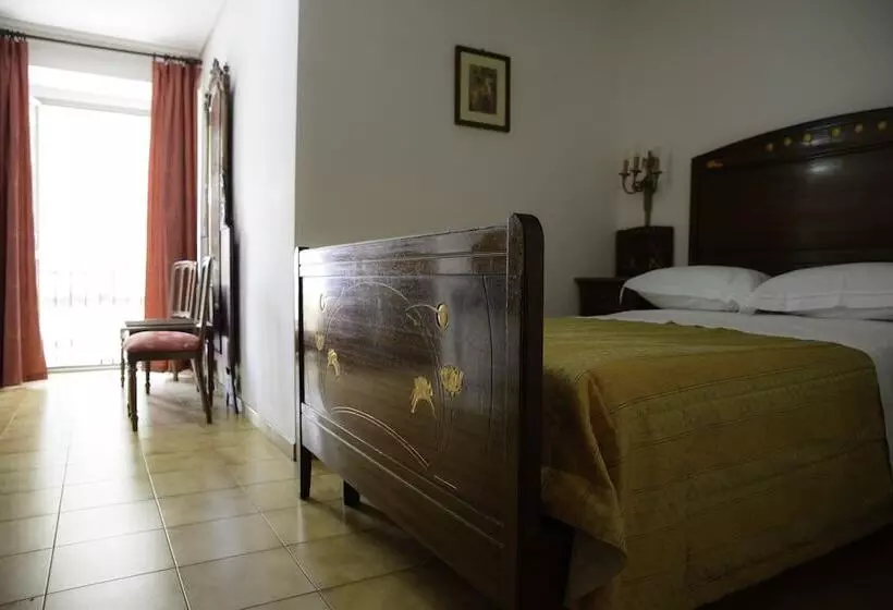 Fotos del hotel Napoleon:  13