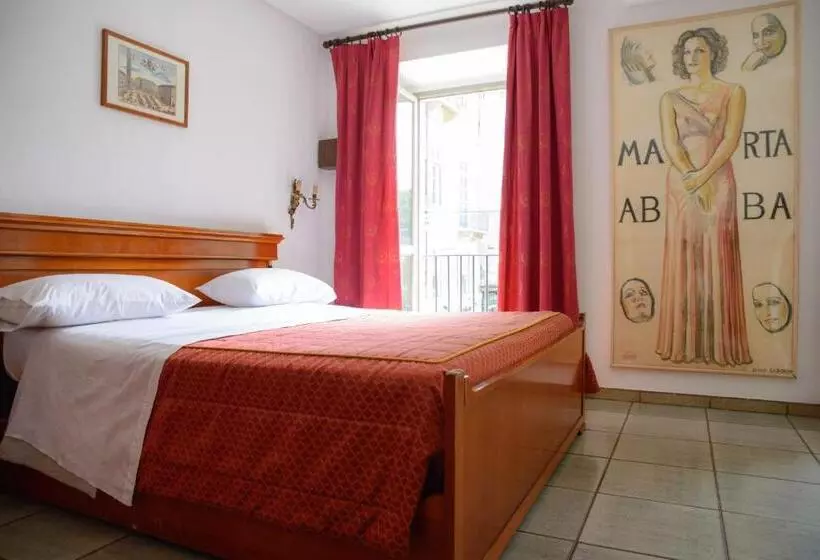 Fotos del hotel Napoleon:  4