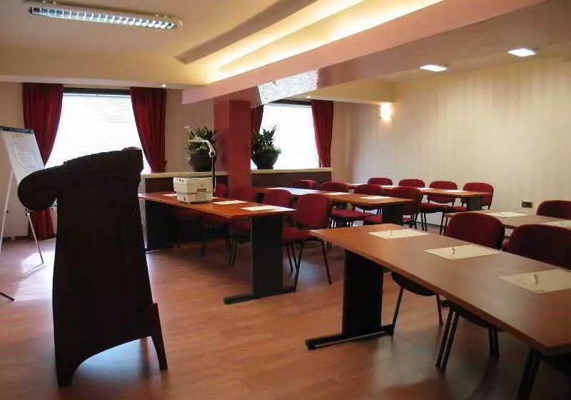 Fotos del hotel Capitol:  4