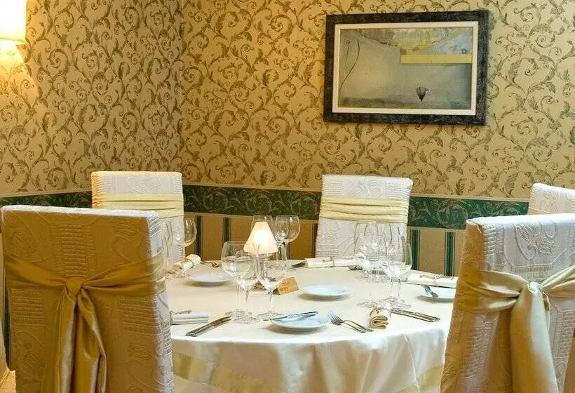 Fotos del hotel Capitol:  23