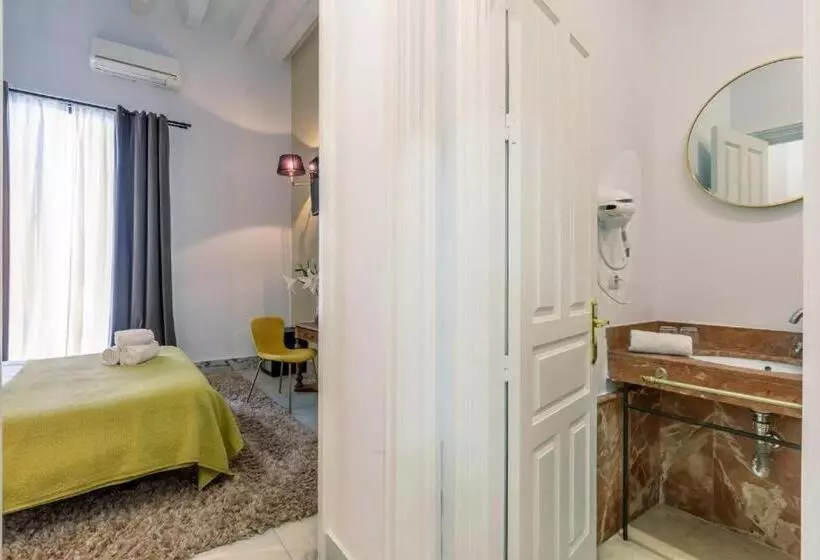 Fotos del hotel Catedral Suites Jerez:  11