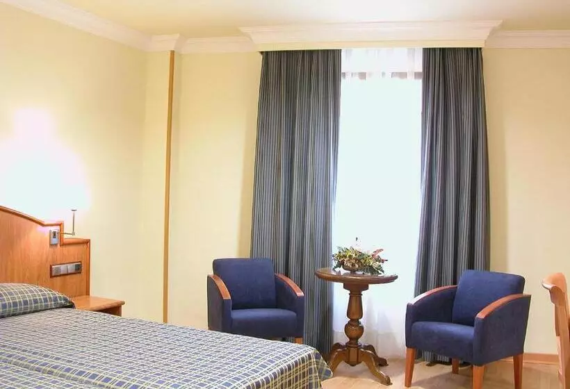 Fotos del hotel Ii Castillas Madrid:  5