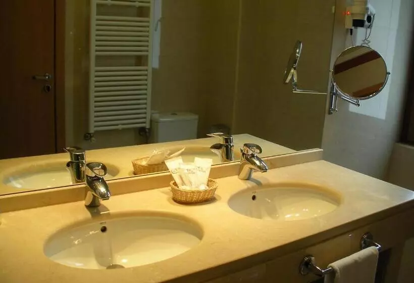 Fotos del hotel Ii Castillas Madrid:  7