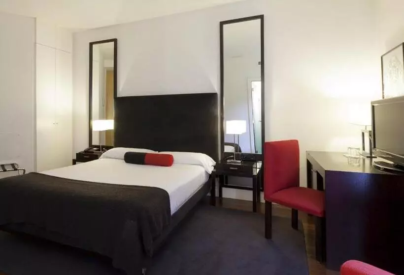 Fotos del hotel Quatro Puerta Del Sol:  2