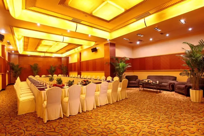 Fotos del hotel Green Land:  14