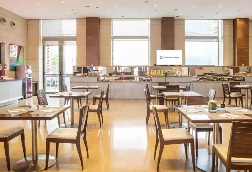 Fotos del hotel Ilunion Valencia 4:  24